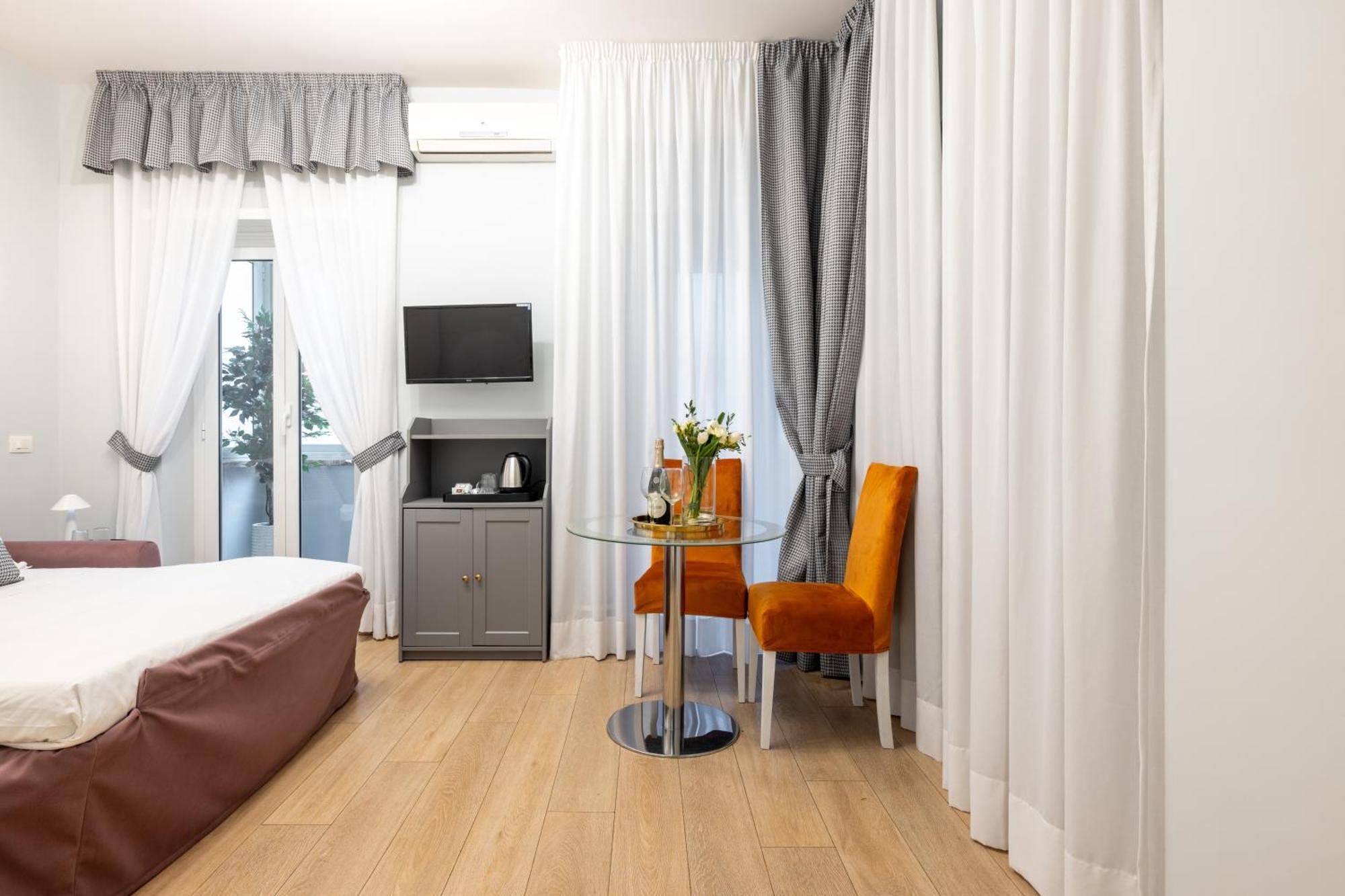 Domus Bella Roma Hotel Exterior photo